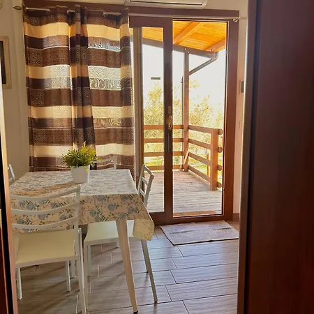 Holiday home Oasi Macerina Alanno