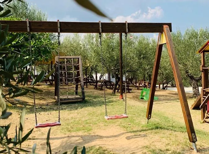 Oasi Macerina Nyaraló Alanno